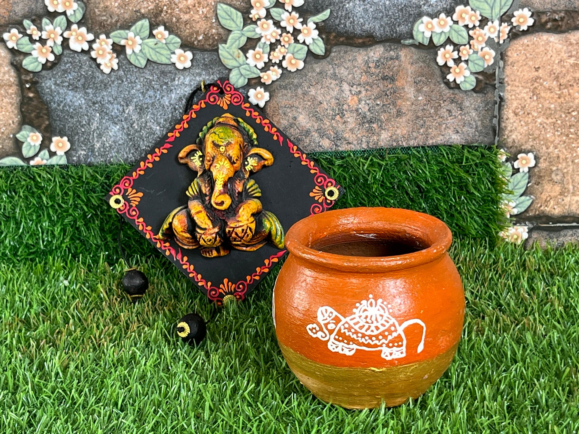 Good Fortune Elephant Decor Pot
