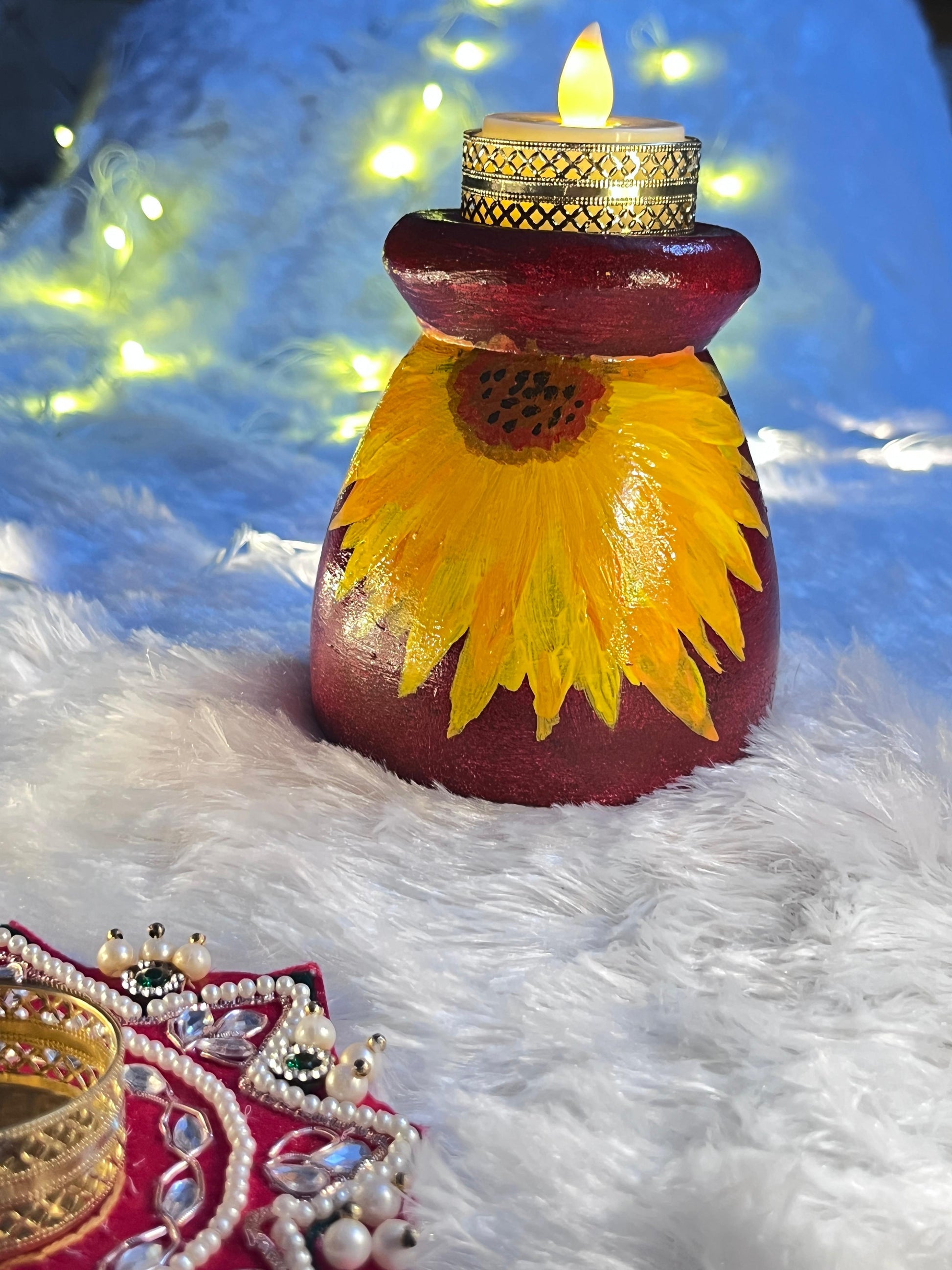 “Golden Bloom” Hand-Painted Sunflower Terracotta Lamp Holder